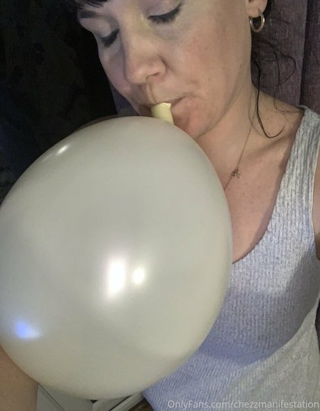 chezzmanifestation pornstar top picture