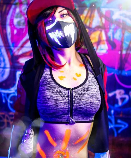 Raineemery exclusive model pic