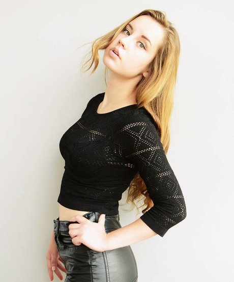 Raineemery pornstar nudes image