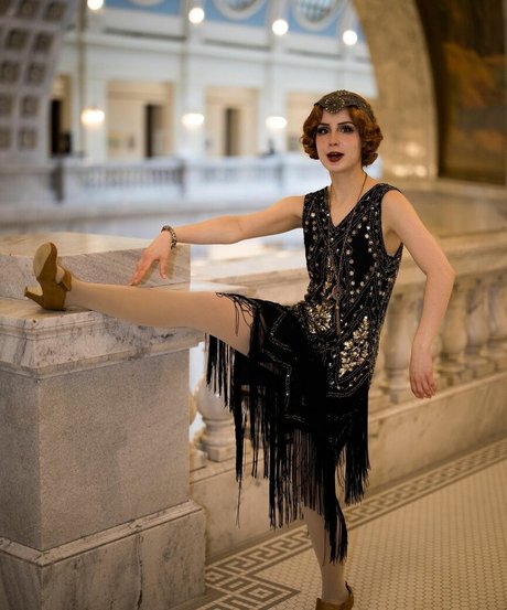 Raineemery model art pic