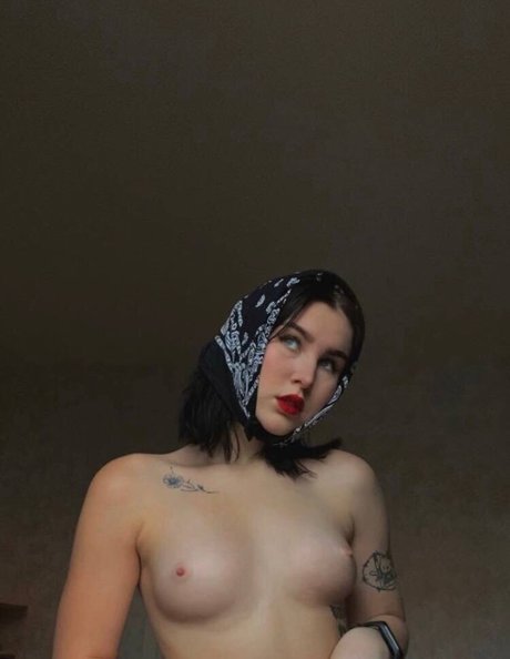 Malymvo4ka erotic star pictures