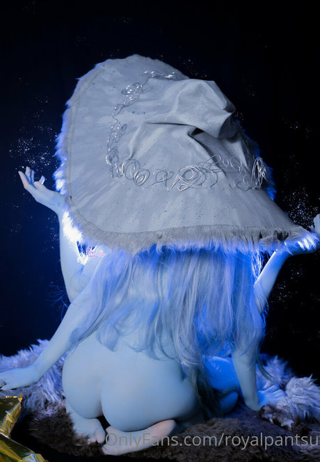 royalpantsu xxx actress pic