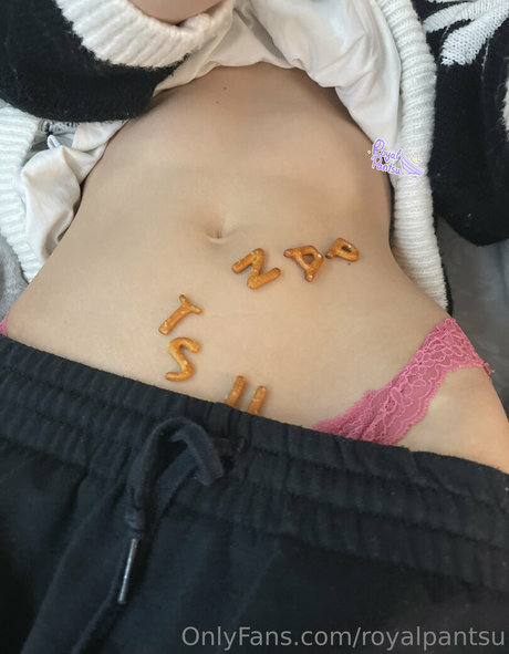 royalpantsu nude model pictures