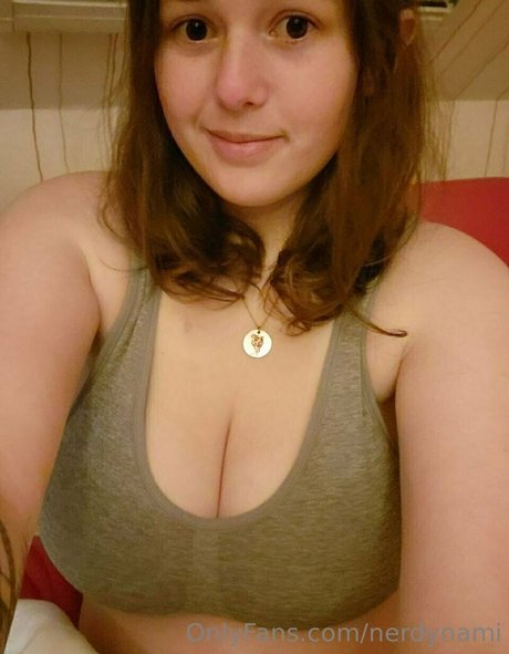 nerdynami pretty actress pic