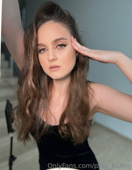 pssy bunny star nudes pictures