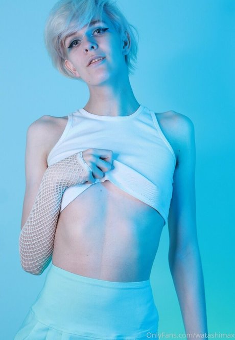 watashimax naked model image