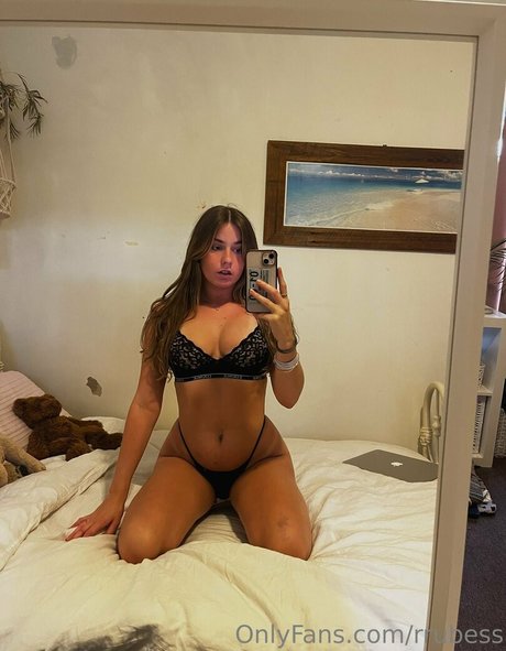 rrubess pornstar adult pictures