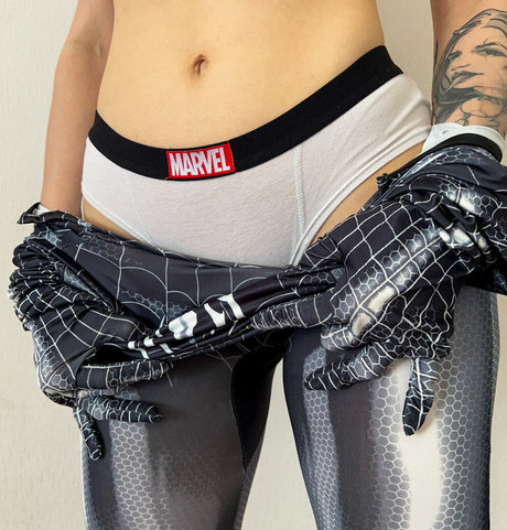 Dasha Doshik star erotic images