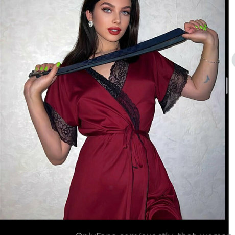 exactly that woman high quality star pic