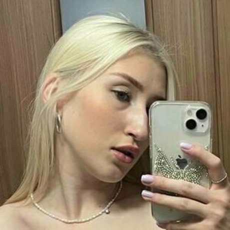 betty hot girl pretty pornstar galleries