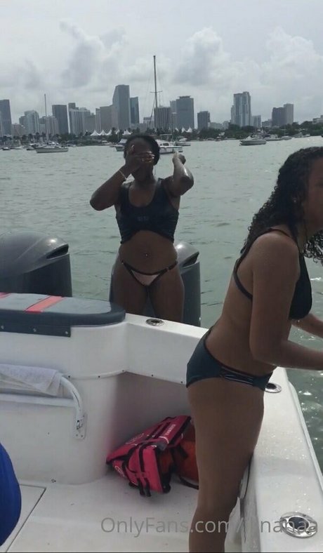 illnanaa sex actress galleries