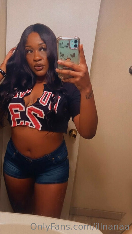 illnanaa free pornstar picture