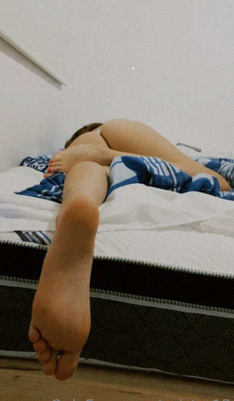 valstar12 pornographic model photos