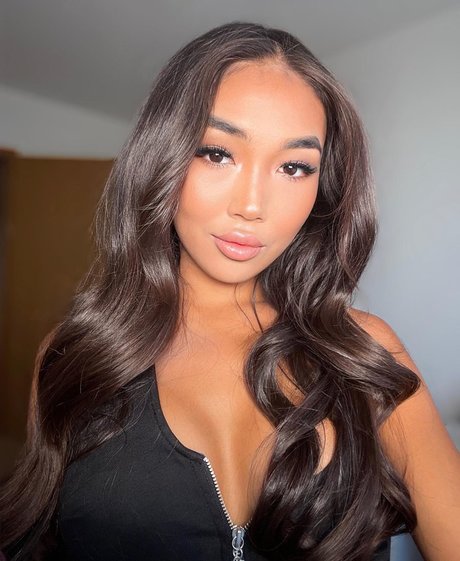 Asya Sun exclusive pornstar pic