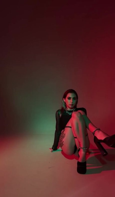 aisultana sex model images