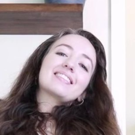 Michelle T free star img