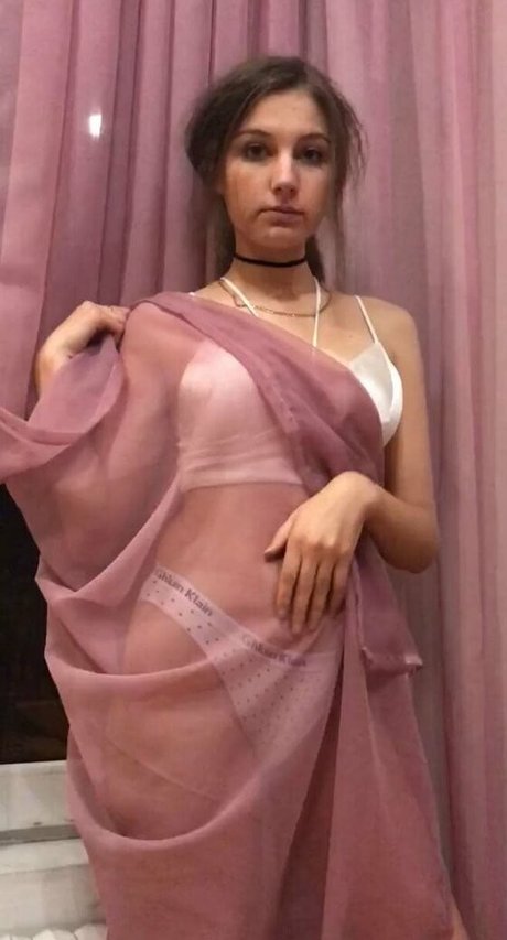 karina raspberry perfect model pictures