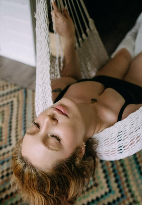 Sarah Can actress image