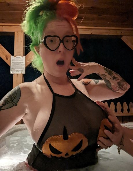 starrlysinful perfect model image