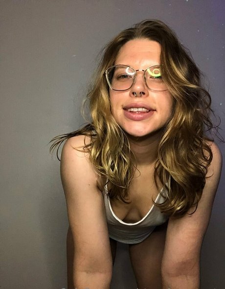 strawberrytootx pornstar pretty photos