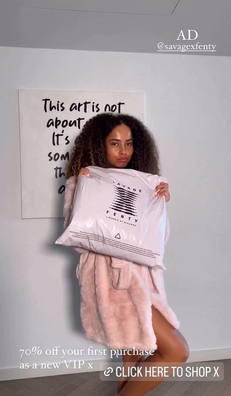 Amber Gill pornstar nice img