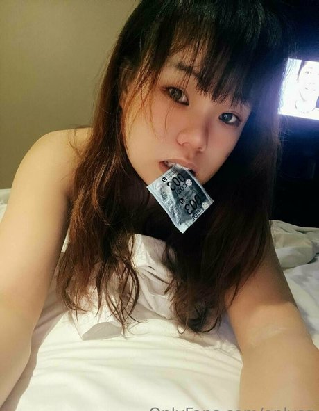 onlysg model naked archive