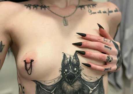 hayislost model nude photos