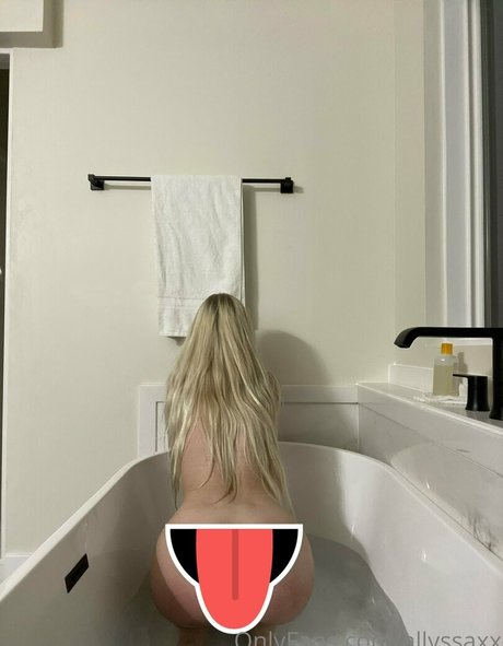 female popular onlyfans hot nude photos