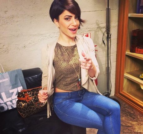 Serpil Cansz hot actress gallery