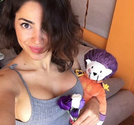 Serpil Cansz pornstar nude galleries