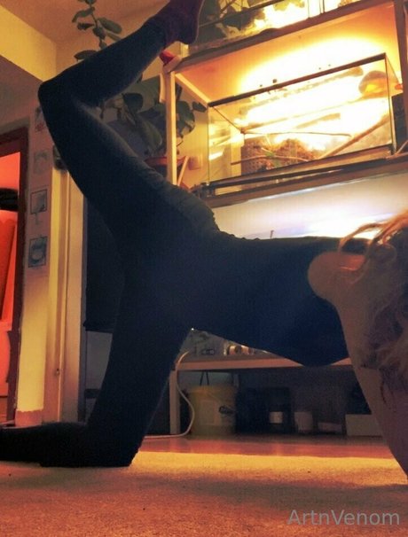 artnvenom star nude archive