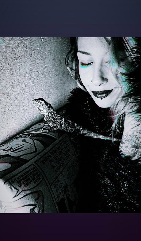 artnvenom model top gallery