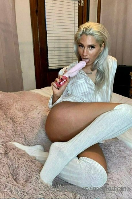 divaone pornstar high quality pics