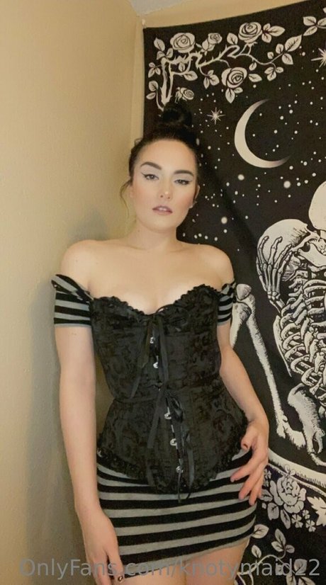 scarlottnyx22 model erotic galleries