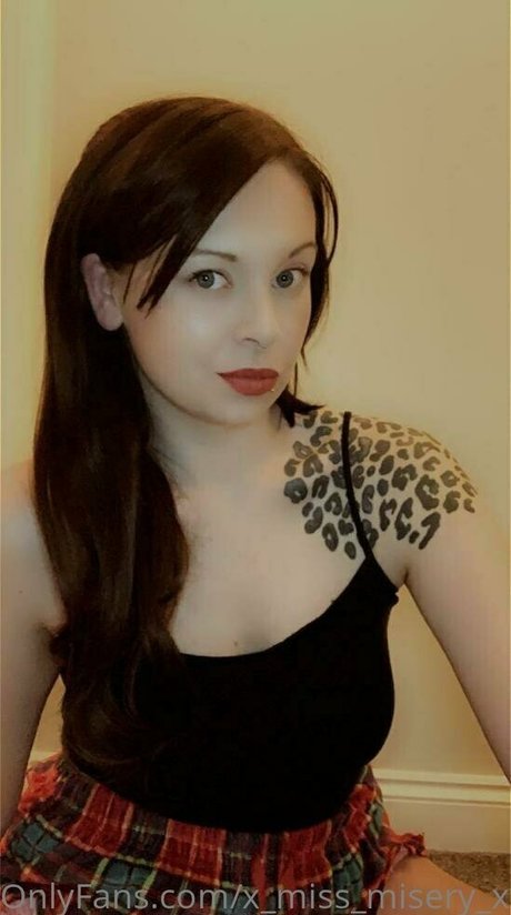 x miss misery x model pretty galleries