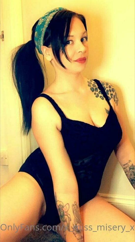x miss misery x nice model image