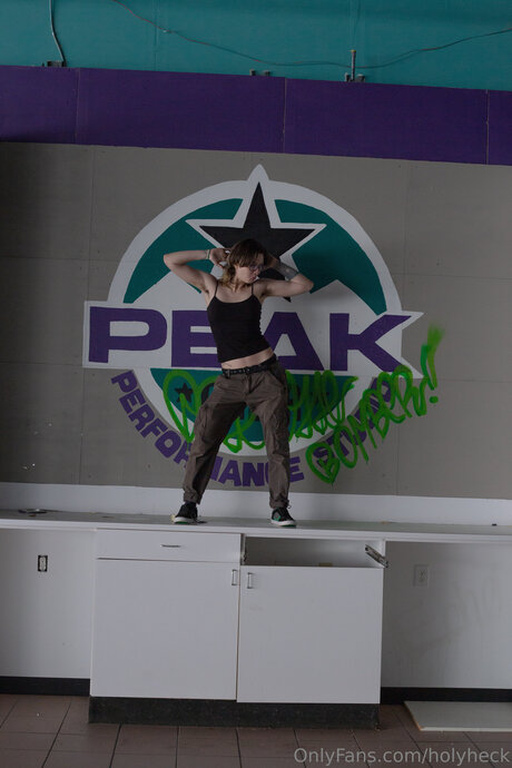 holyheck star exclusive img