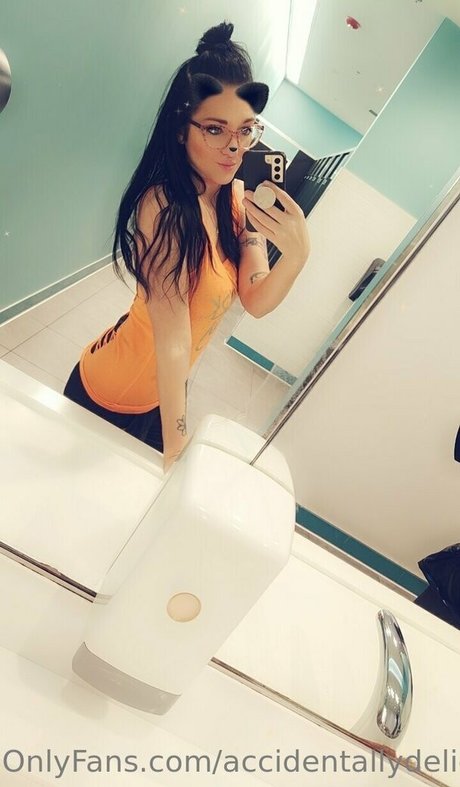 glasses onlyfans free xxx picture