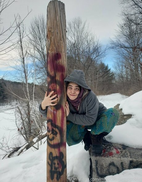 magicalswampgoblin model hot photo