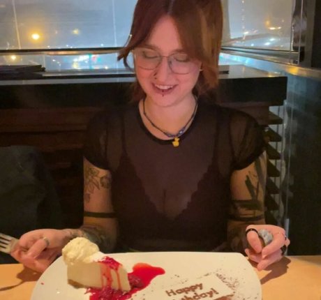 Natie Del nude model image