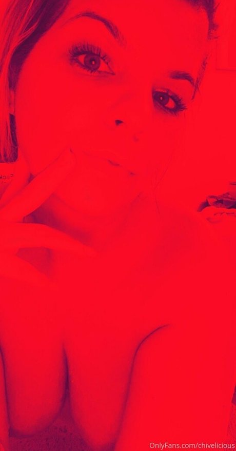 shanassty pretty model picture