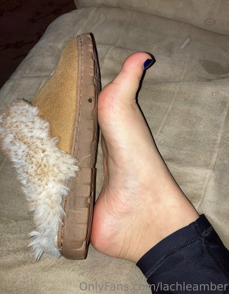 lachleamber nudes model img