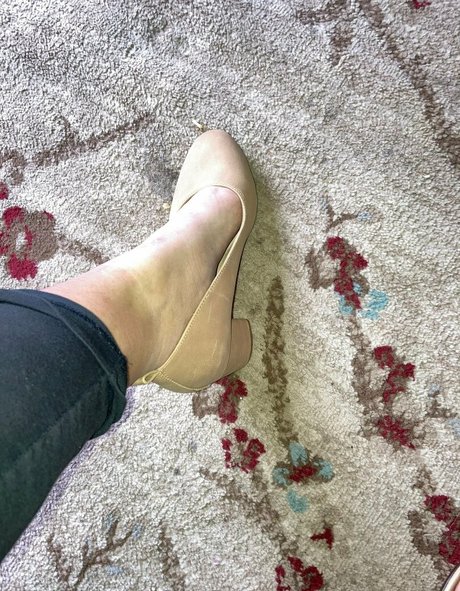 lachleamber hot actress pics