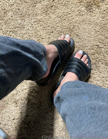 lachleamber model beautiful photos