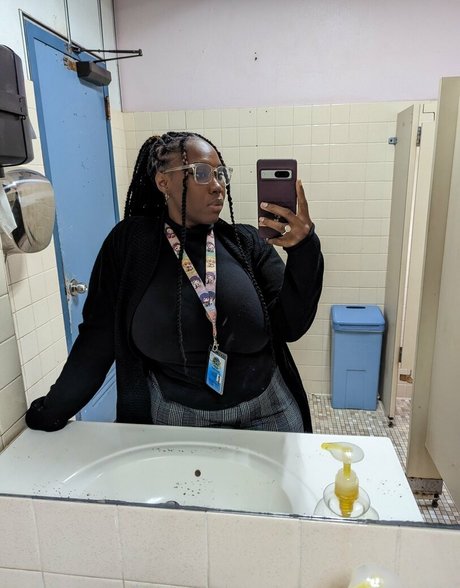 npcsav_ model nude picture