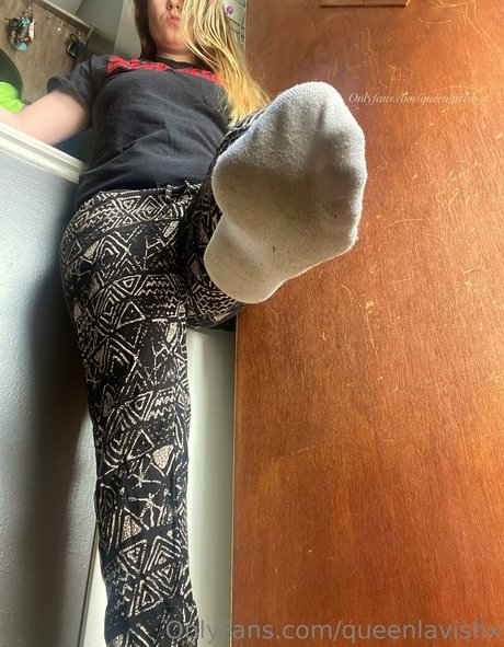 queenlavishx sexy pornstar pictures