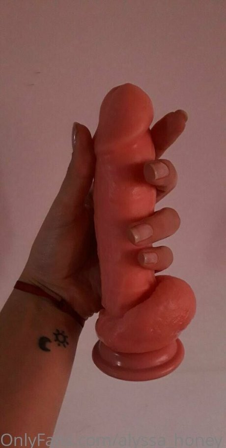 alyssa honey star art pics