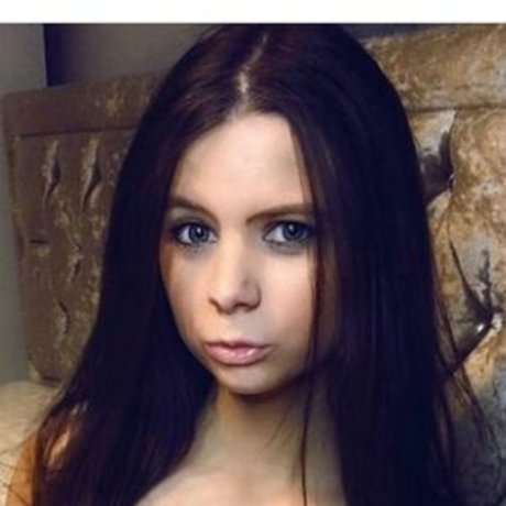 Aimee Mclennan top star pic