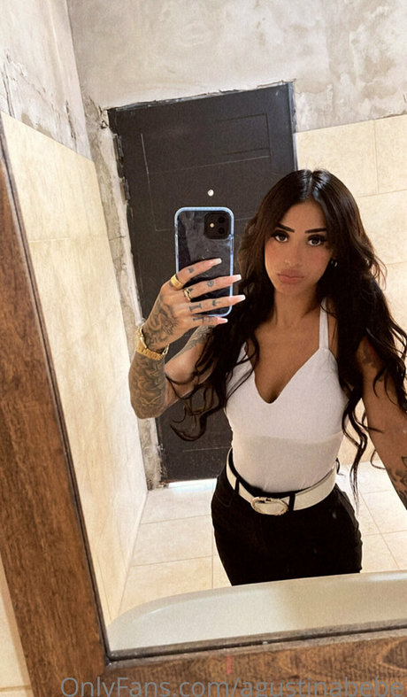 agustinabebe hot pornstar img