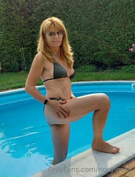 naked nora star top pics